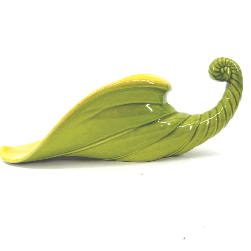 Haegar VTG Ceramic Cornucopia Planter MCM Green Yellow USA Horn of Plenty Decor